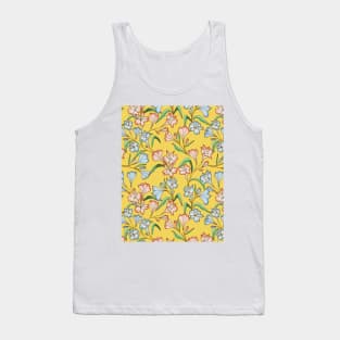 Happy lily flowers botanical pattern in yellow Tank Top